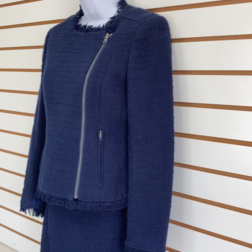 J. CREW Tweed Moto 2 pc Suit Set Jacket (6) ; Skirt (4) Navy Blue Tweed Fringe - Picture 4 of 16